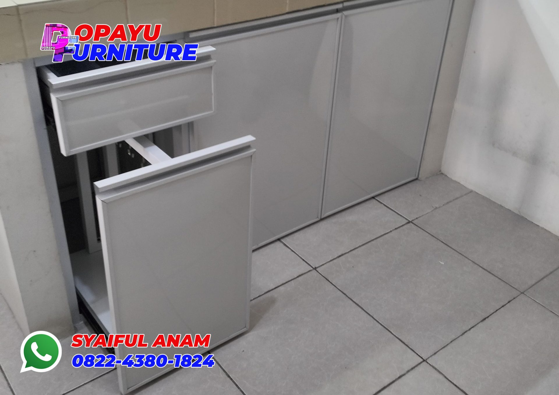 Pembuatan Kitchen Set Aluminium Frameless Putih Bu Evy Apartemen Darmo Permai Surabaya