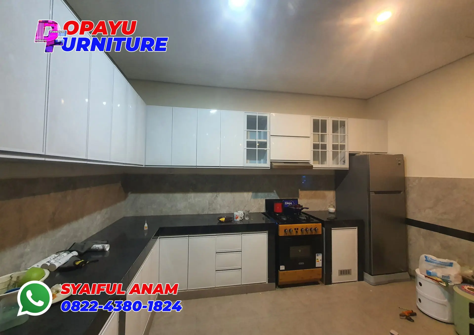 Pembuatan Kitchen Set Aluminium Frameless Putih di Citra Garden Buduran Sidoarjo